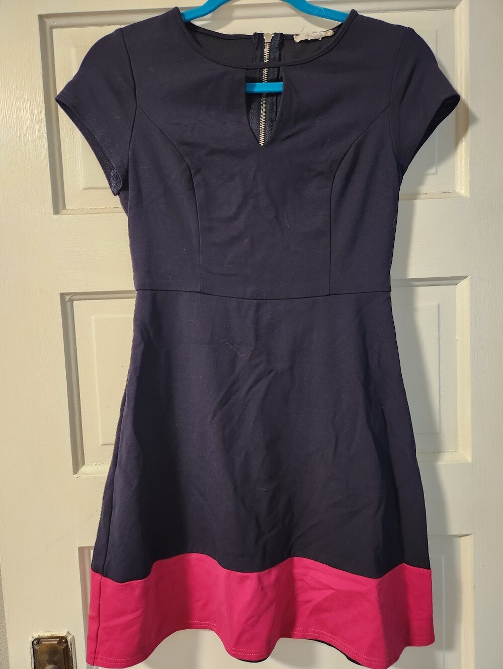 41hawthorn Navy & Pink Dress